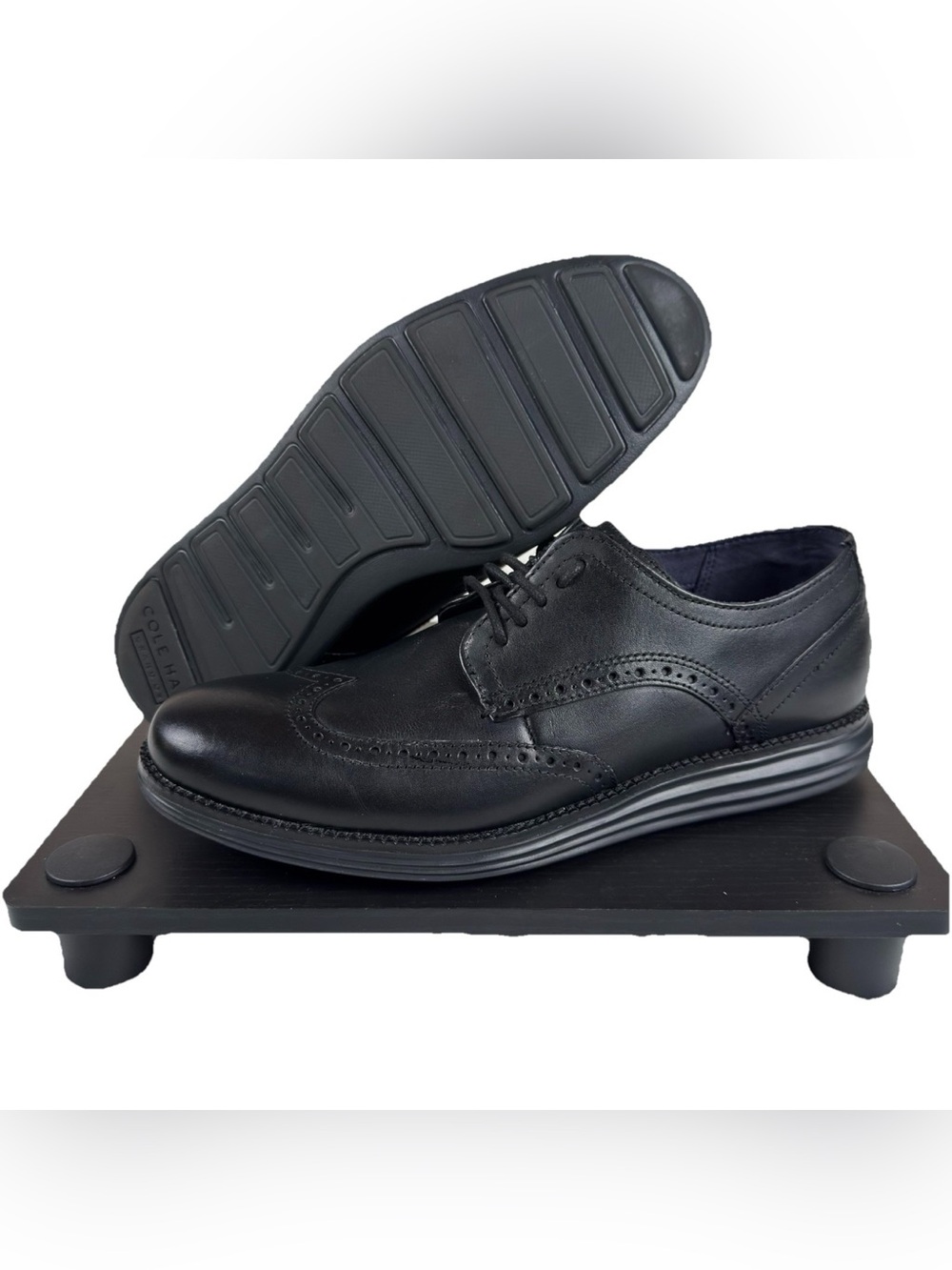 Cole Haan Original Grand Wingtip Oxfords Black Men's 10 M Lace Up